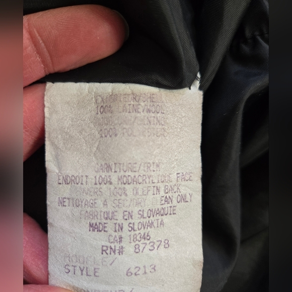 VINTAGE XCEPTION virgin wool Black Double-Breasted Coat with faux fur collar. 14 - Picture 12 of 14